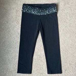 5/$25 Ardene Capri Leggings